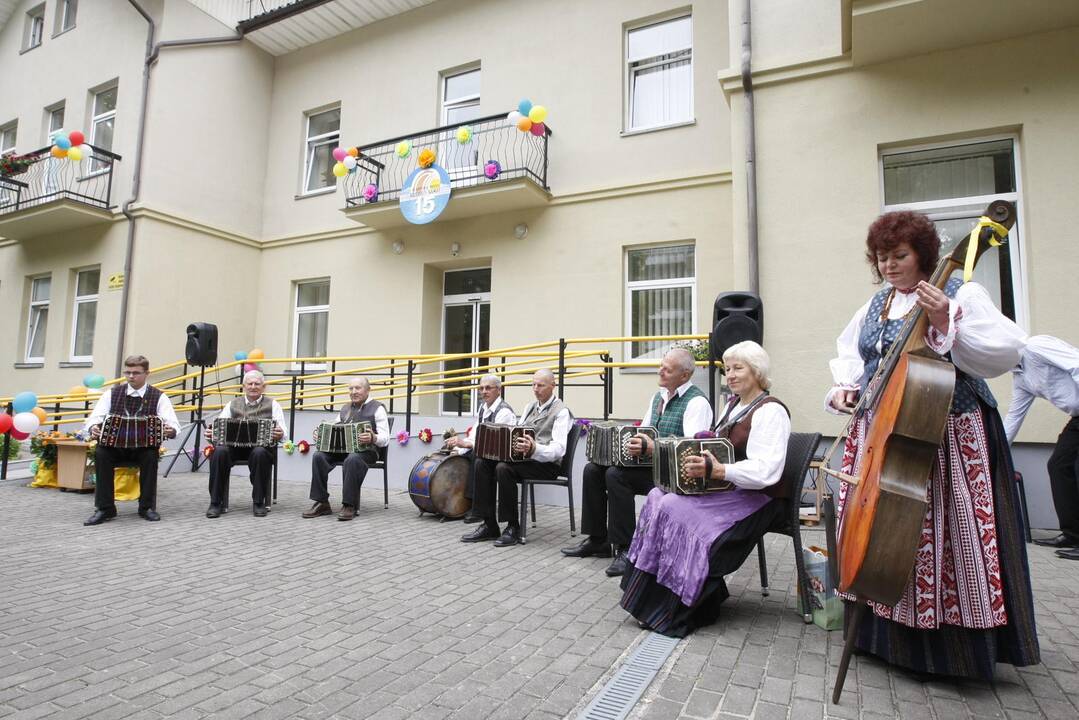 Senelių namuose – sukakties džiaugsmas