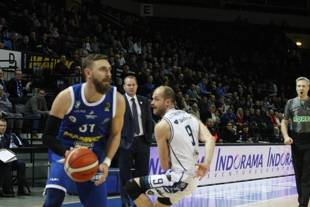LKL Krepšinio rungtynės: "Neptūnas" -"Skycop"