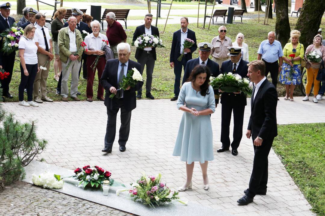 Žuvusios laivo „Linkuva“ įgulos pagerbimas