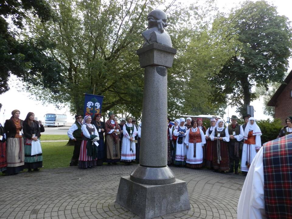 Juodkrantėje vyko folkloro šventė „Pūsk, vėjuži!“ 