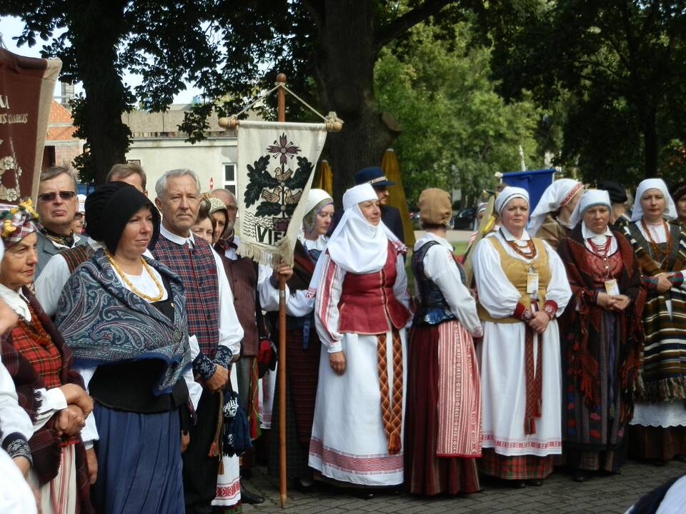 Juodkrantėje vyko folkloro šventė „Pūsk, vėjuži!“ 