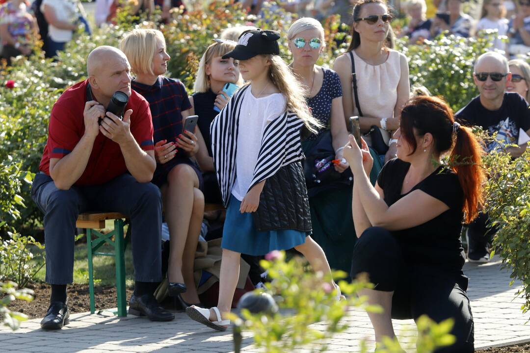 „Kvapų naktis“ VDU Botanikos sode