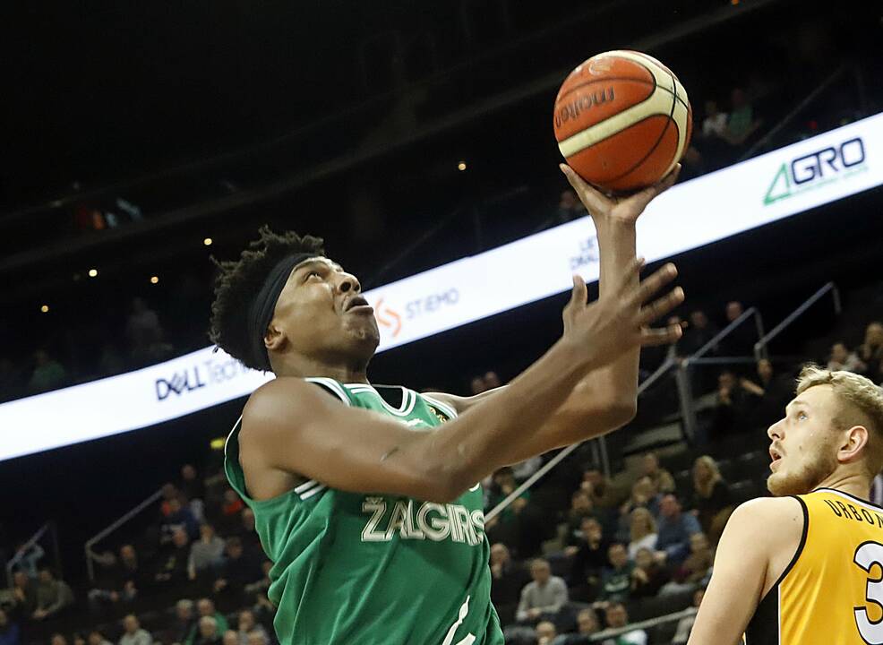 KMT ketvirtfinalis: Žalgiris - Šiauliai 105 : 66
