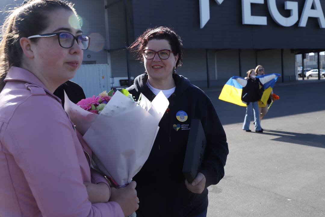 Iš Ukrainos sugrįžo antroji Lietuvos medikų grupė