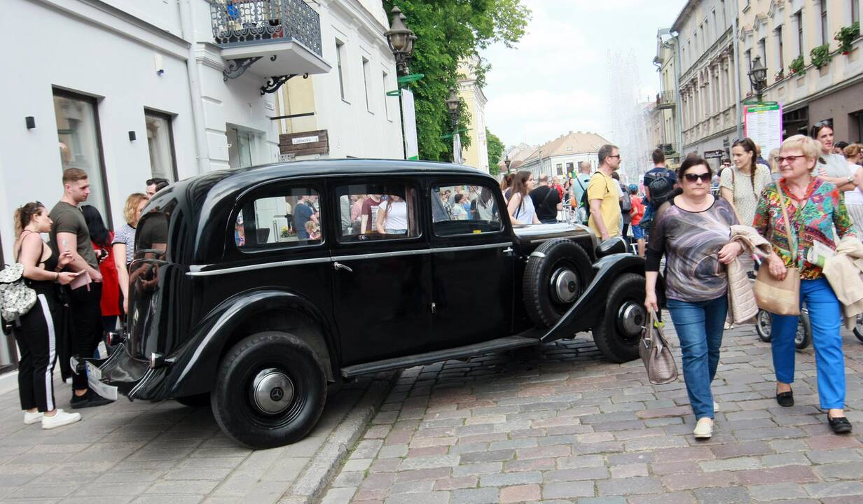 Vilniaus gatvė priminė tarpukarį