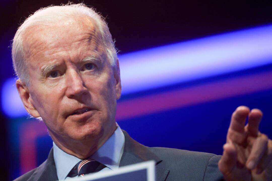 J. Bidenas