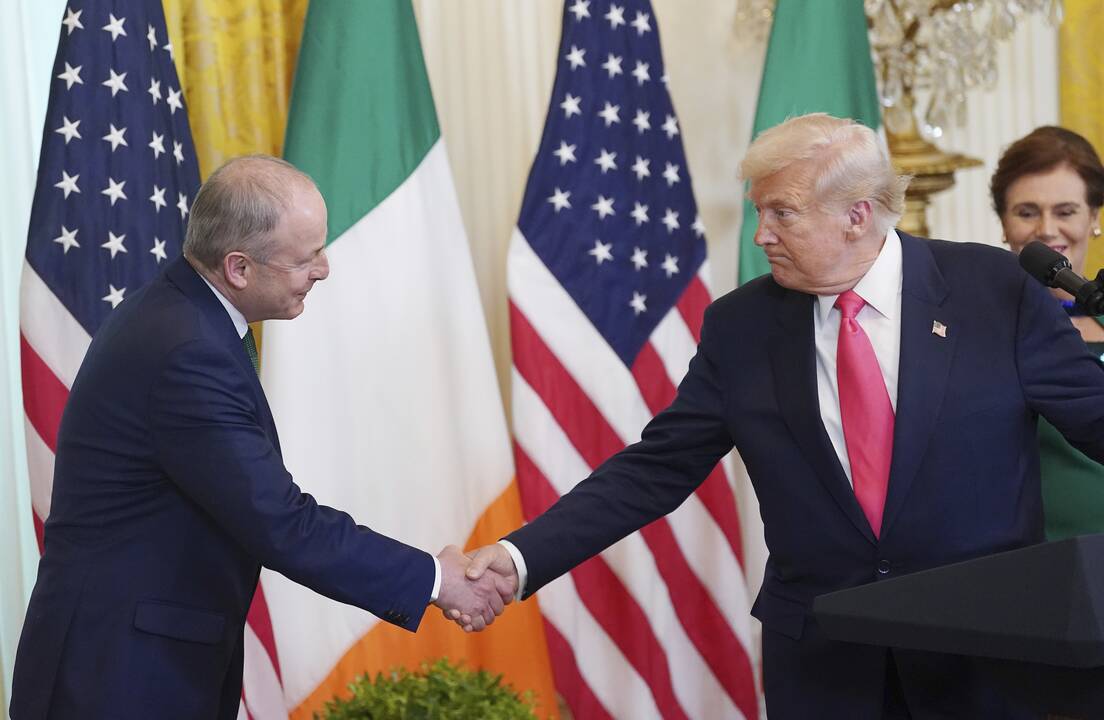 Trumpas pažėrė priekaištų ir jį aplankiusiam Airijos premjerui