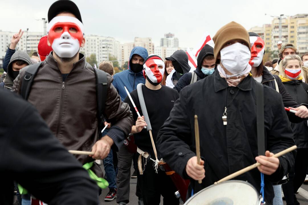 Baltarusijoje per protestus pirmadienį sulaikyta apie 40 žmonių