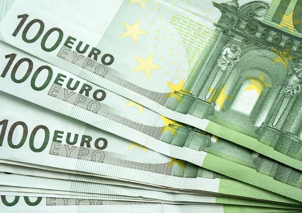 Nuo COVID-19 nukentėję regionai gaus dešimtis milijardų eurų paramos