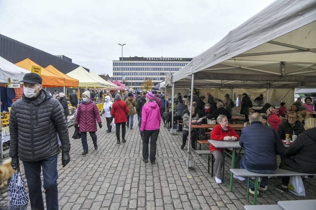 Suomijos sostinėje uždaromos mokyklos, uždraudžiami vieši renginiai