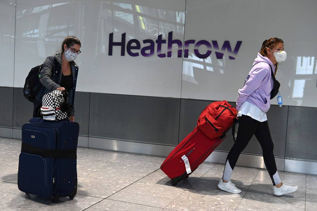 Londono Hitrou oro uostas užleido didžiausio Europos oro uosto poziciją Paryžiui