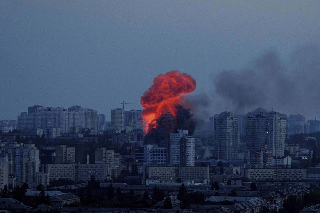 Rusija pareiškė smogusi į Ukrainos „karinius“ objektus atsakydama į Kyjivo atakas