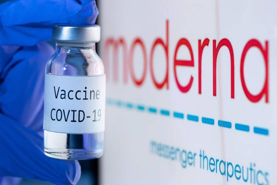 Europos Komisija pasirašė su „Moderna“ COVID-19 vakcinos tiekimo sutartį