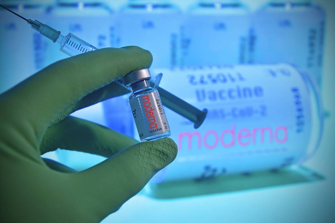 JAV vaistų reguliuotoja neturėjo priekaištų „Moderna“ vakcinai