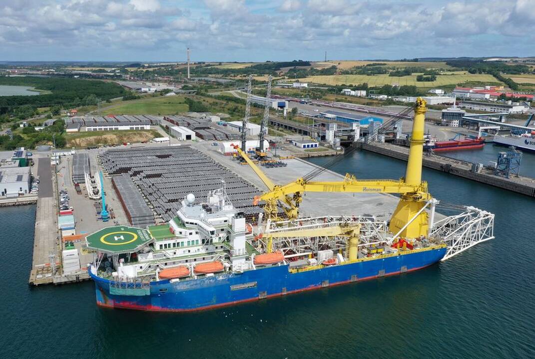 Atnaujintas „Nord Stream 2“ dujotiekio tiesimas