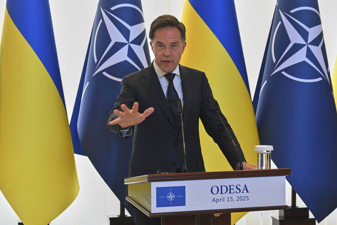 Rutte: JAV pastangos dėl taikos Ukrainoje nesiklosto lengvai