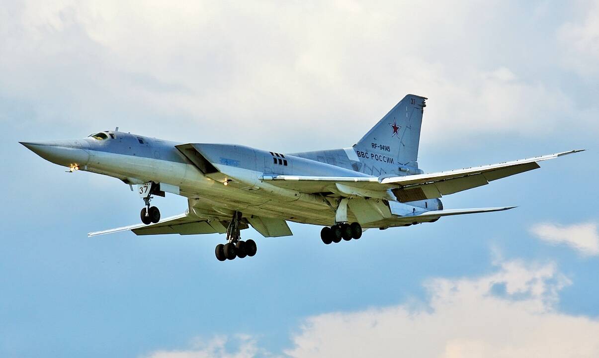 Sibire sudužus rusų bombonešiui, žuvo vienas pilotas, dar 3 sužeisti