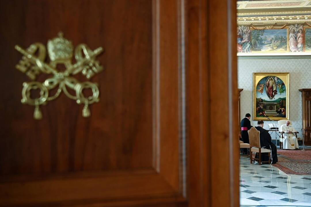 Popiežius pasiskiepijo nuo COVID-19
