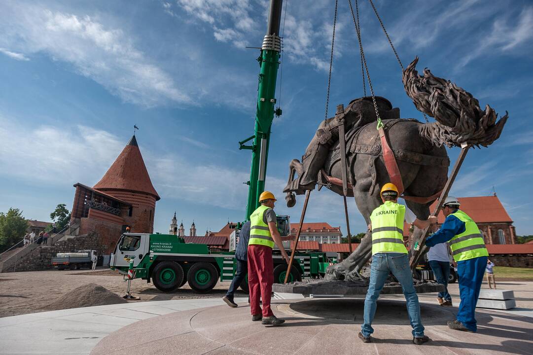 „Laisvės karys“ prie Kauno pilies