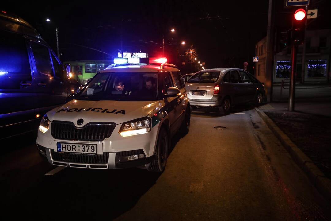Avarija Savanorių pr. ir K. Petrausko g. sankryžoje