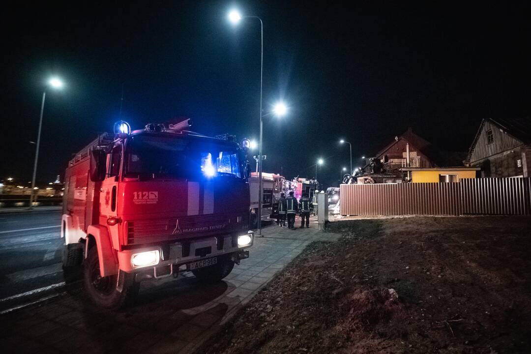 Gaisras Veiverių gatvėje