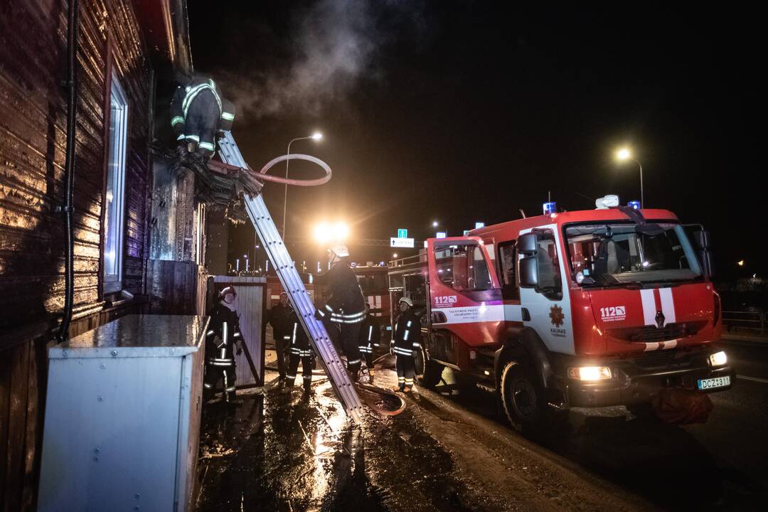 Gaisras Veiverių gatvėje