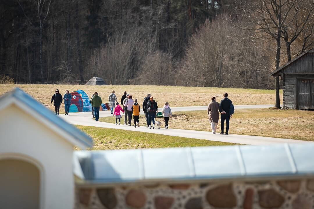 Į Rumšiškes sugrįžo Velykų linksmybės