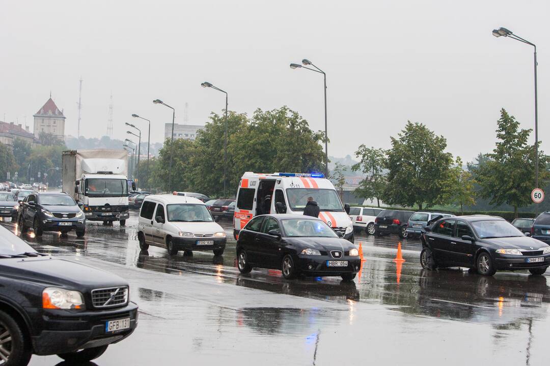 Avarija
