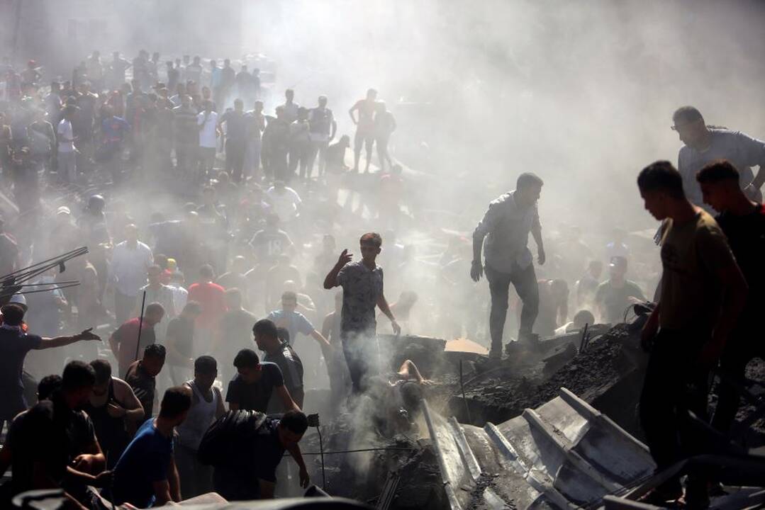 „Hamas“: nuo karo pradžios Gazos Ruože žuvo daugiau kaip 7 tūkst. žmonių