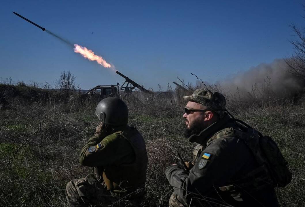 Ukrainoje vėl pratęsta karinė padėtis ir mobilizacija
