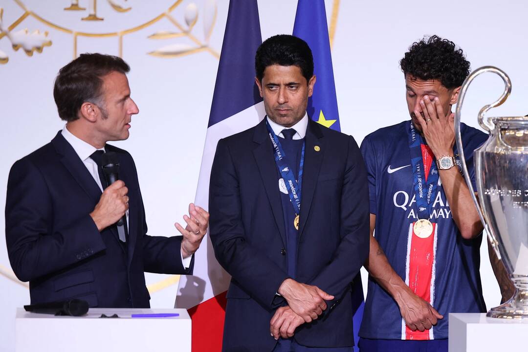 Macronas pasmerkė smurtą sirgaliams švenčiant PSG pergalę