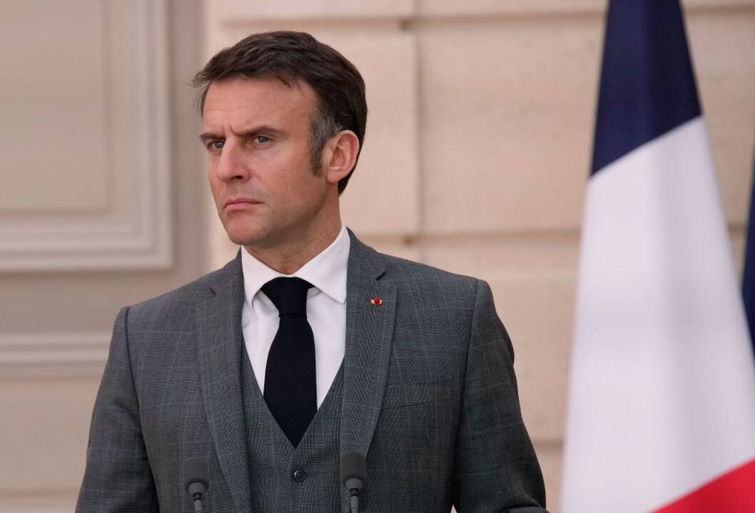 E. Macronas: parlamentui bus pateiktas įstatymo projektas dėl pagalbinės savižudybės
