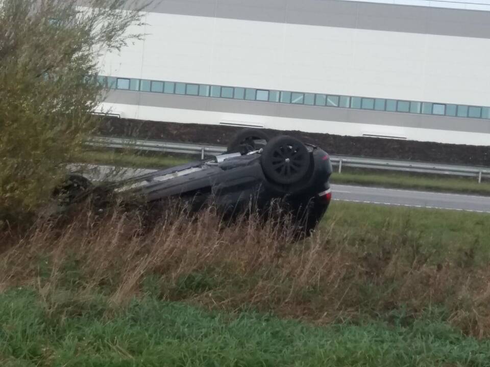 Policija prašo pagalbos: Klaipėdoje ieškomas iš avarijos vietos pabėgęs vairuotojas