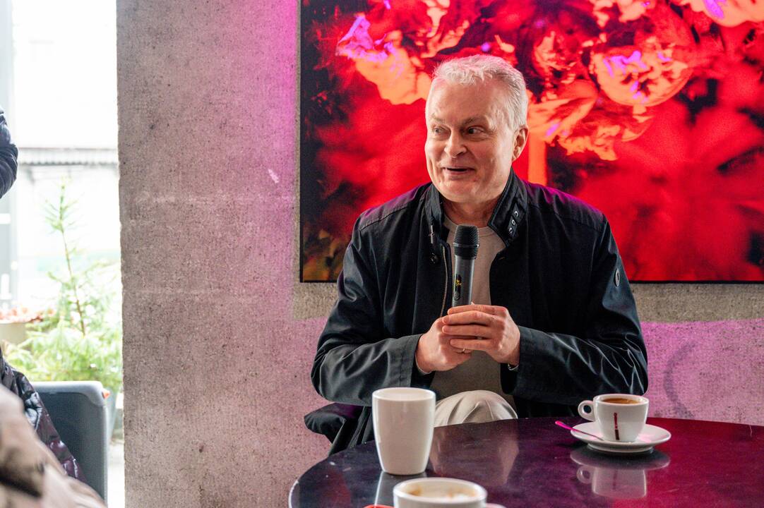 G. Nausėda Kaune susitiko su parašų loterijos nugalėtojais