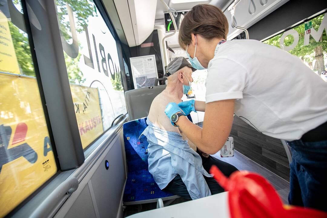 Mobilus vakcinavimo centras atkeliavo į Laisvės alėją