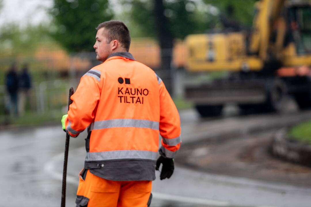 Prasidėjo Kauno pilies žiedinės sankryžos rekonstrukcija
