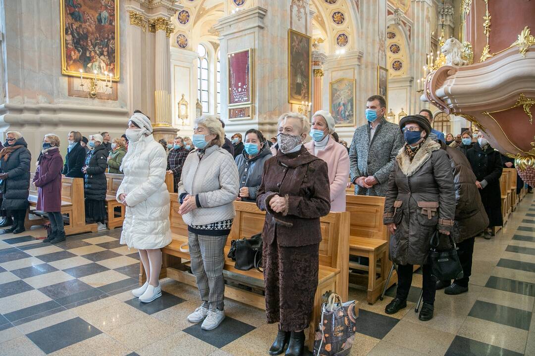 Kauno arkivyskupui K. Kėvalui įteiktas palijus