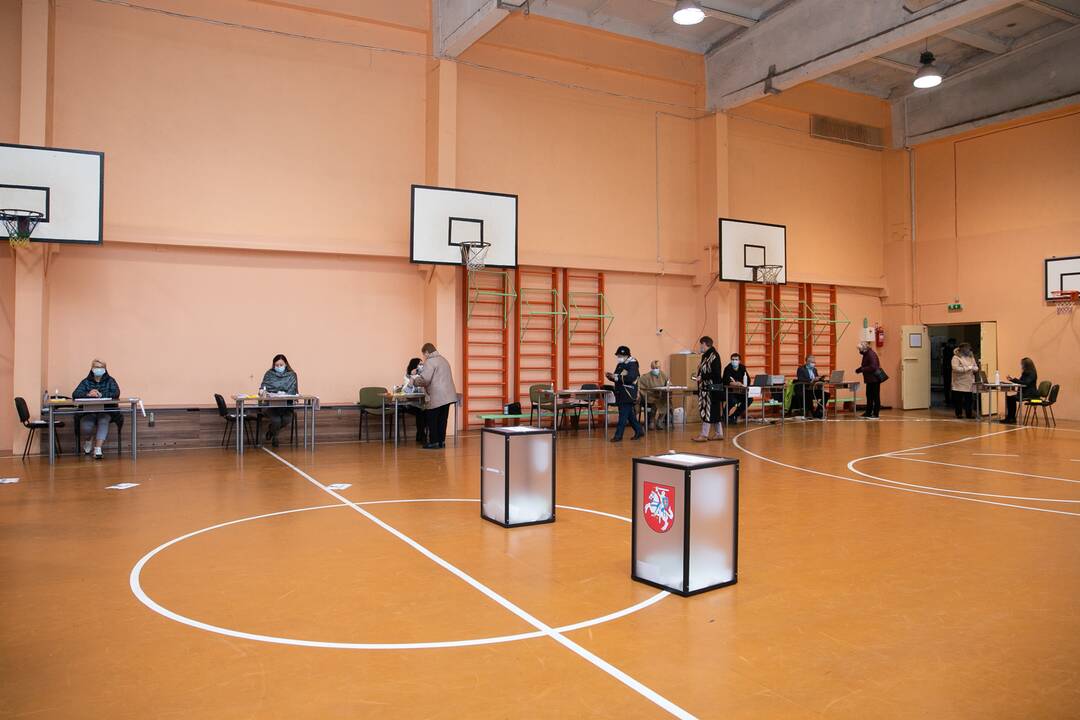 Kauniečiai renka naują Seimą (balsavimas rinkimų antrajame ture)