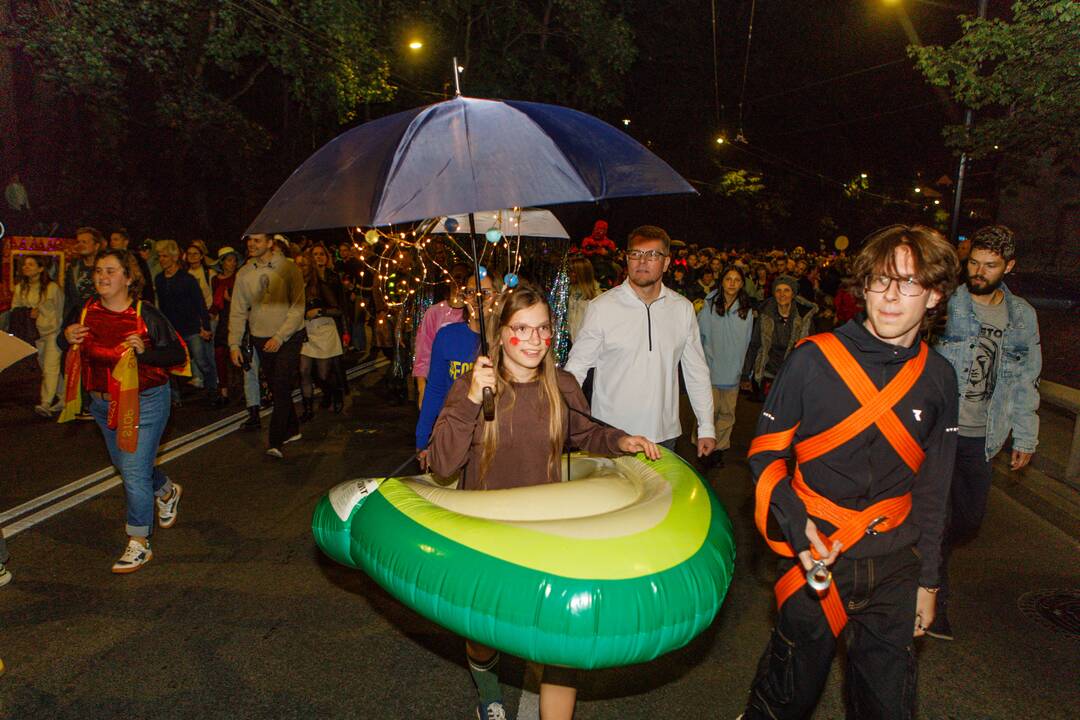 Parodos kalnu šeštą kartą kopė "Fluxus festivalis"