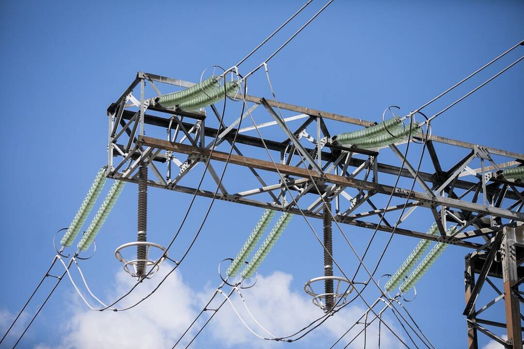 Baigus statybas įjungta elektros linija Kruonio HAE–Bitėnai
