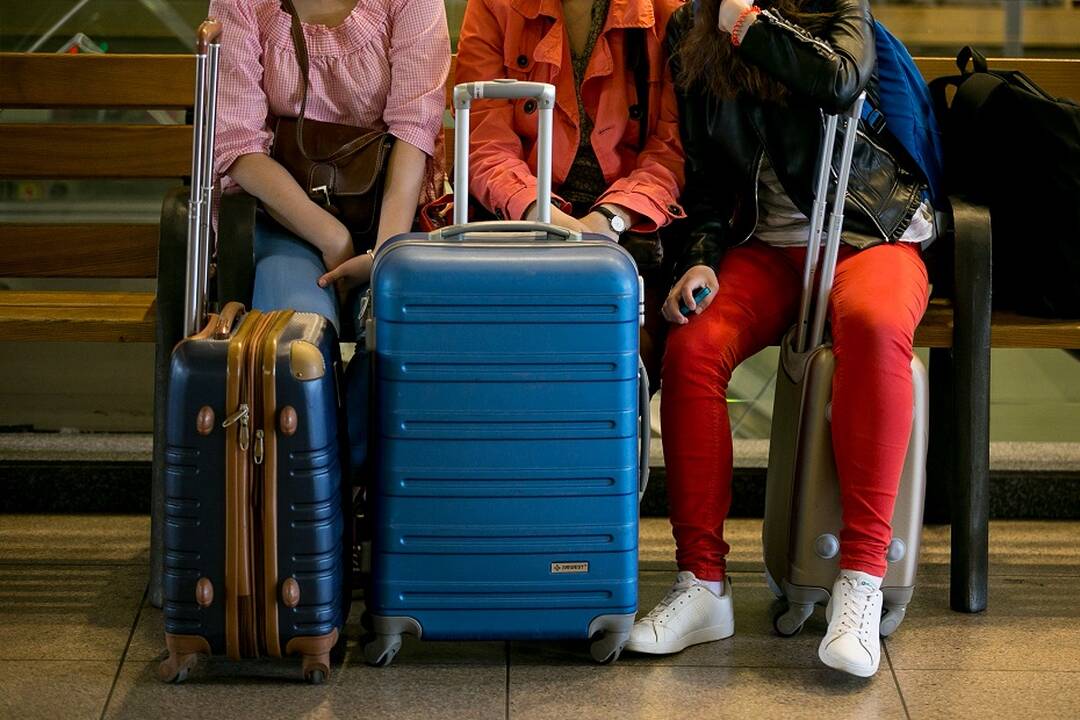 Apklausa atskleidė, kokią transporto rūšį keliautojai renkasi dažniausiai