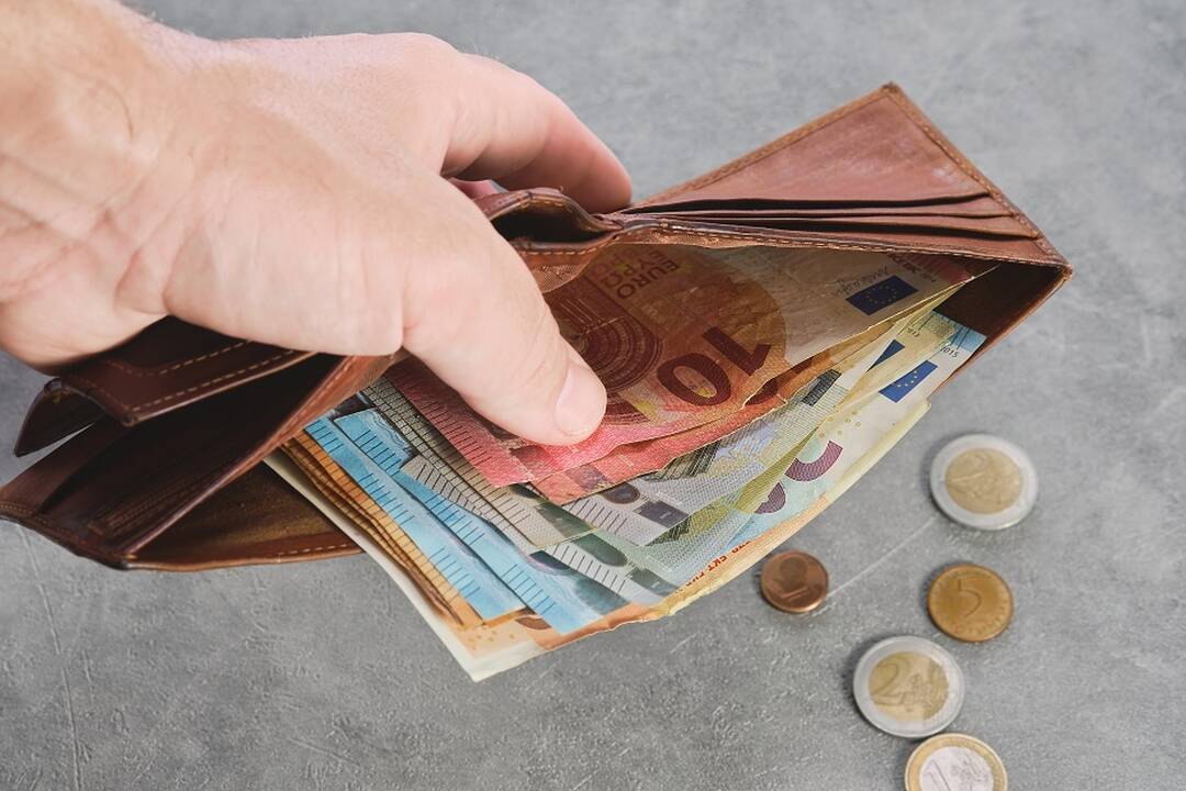 Paskaičiavo, kur atlyginimas „į rankas“ – didžiausias