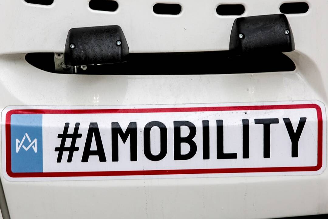 Seime – pataisos, Lietuvoje įteisinančios savivaldžius automobilius
