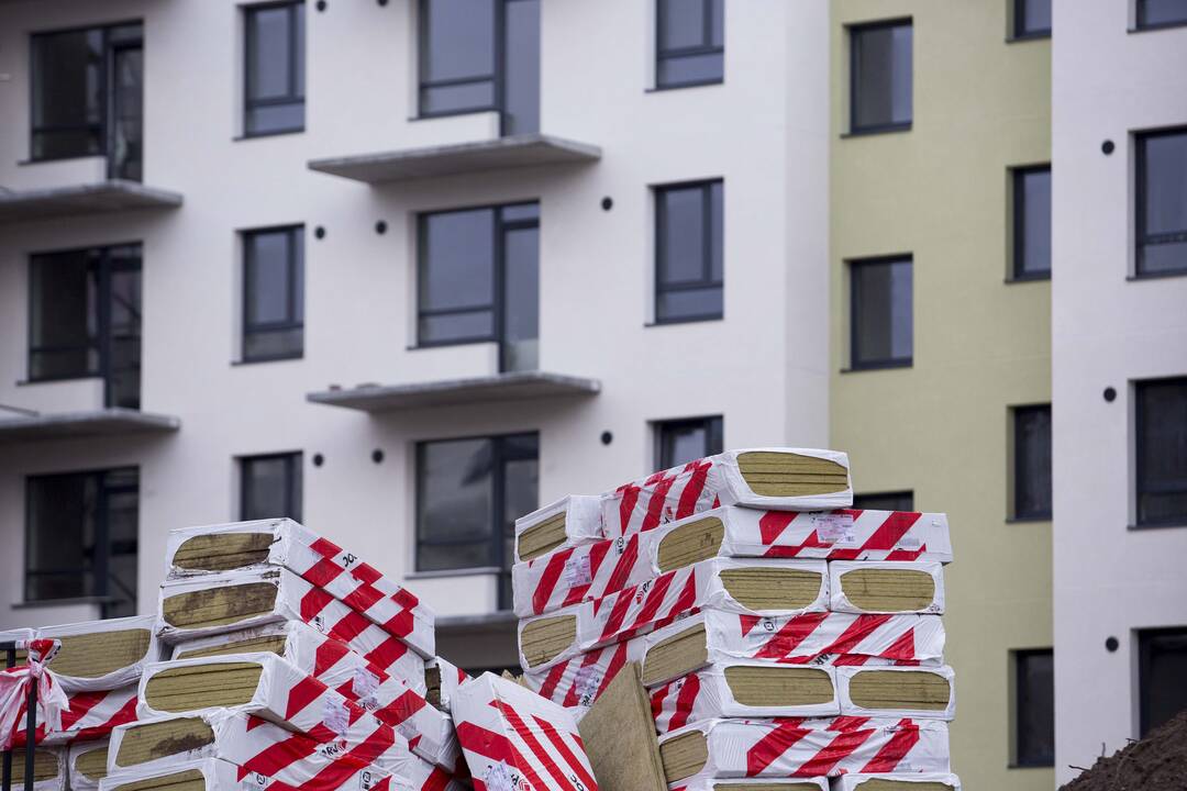 Daugiabučių renovacijai pabrangus, iki 80 proc. pirkimų neįvyksta