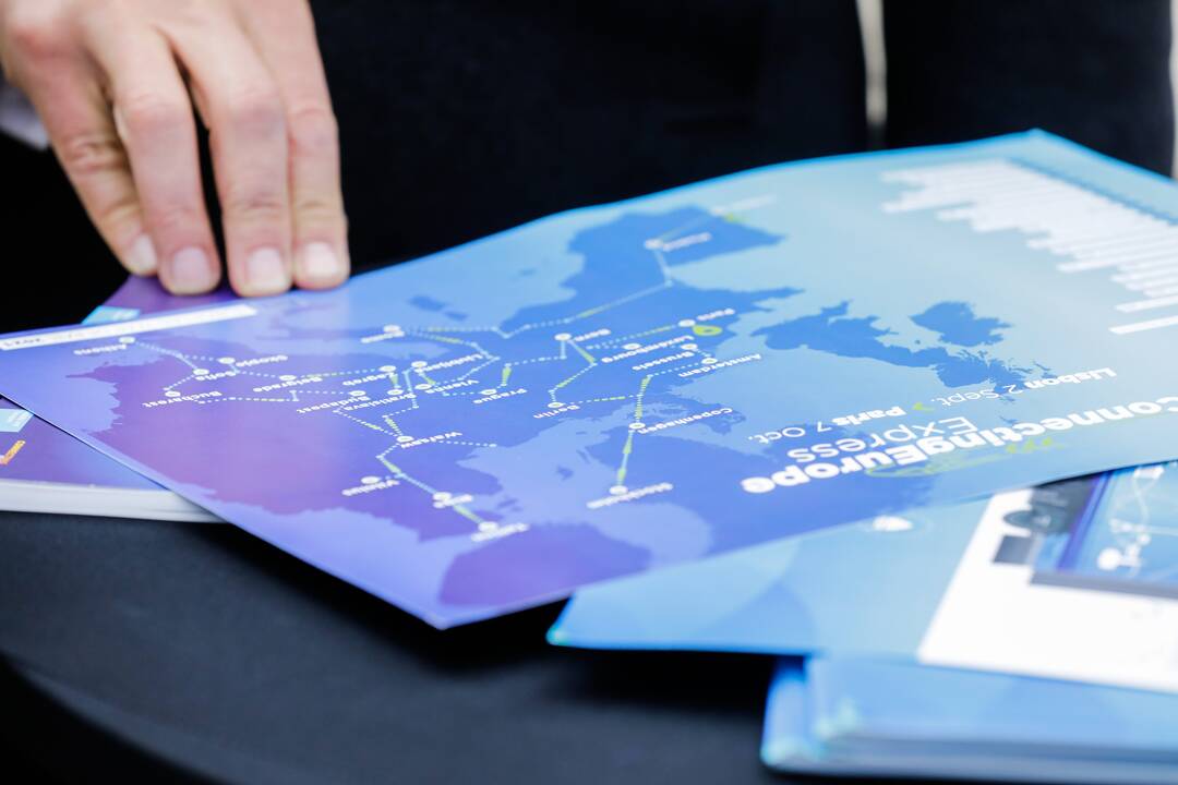 Kazlų Rūda teismui skundžia ministerijos parinktą „Rail Baltica“ trasą