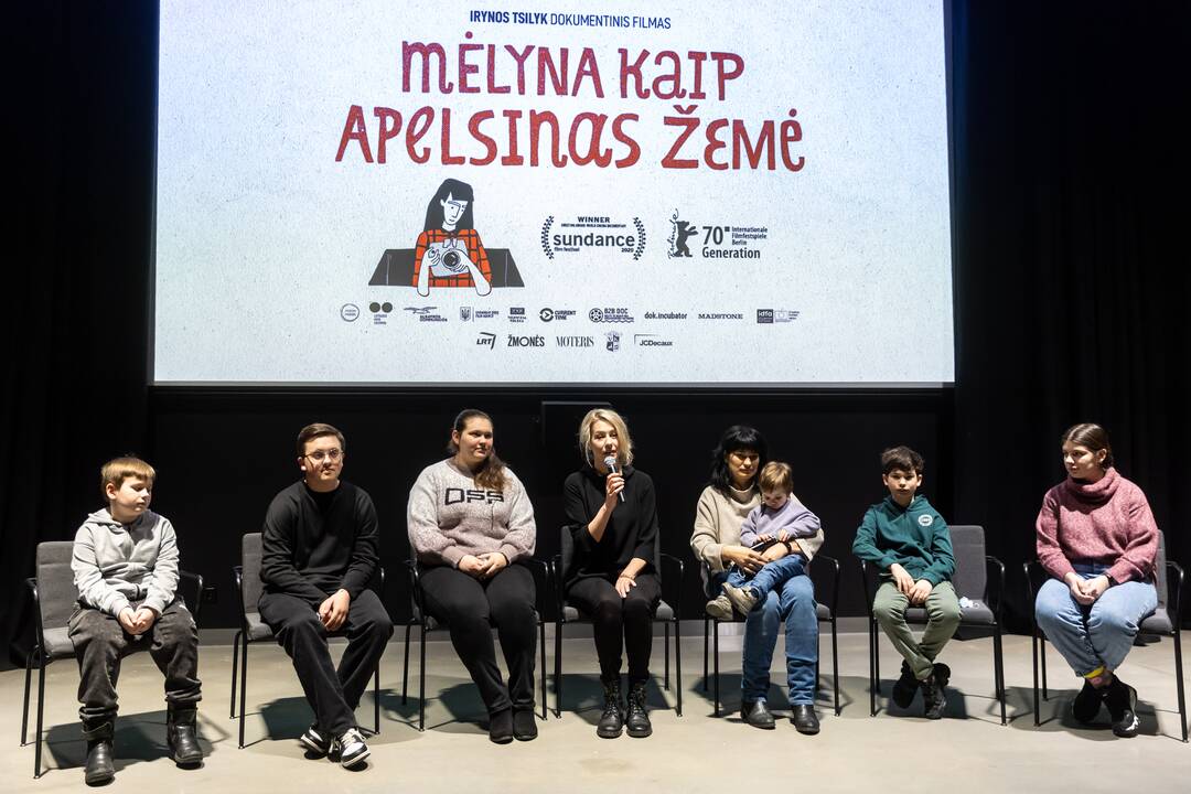 Dokumentinio filmo „Mėlyna kaip apelsinas žemė“ herojų konferencija