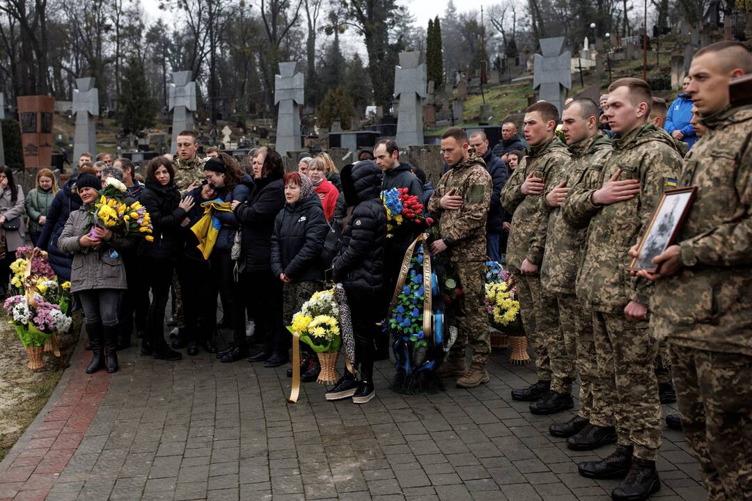 Trisdešimt septintoji karo Ukrainoje diena