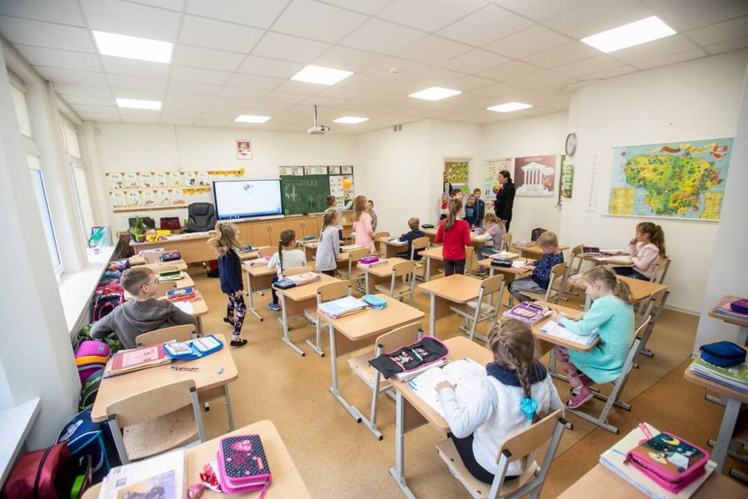 Mokytojai vis dar nežino, kaip reikės dirbti naujaisiais mokslo metais