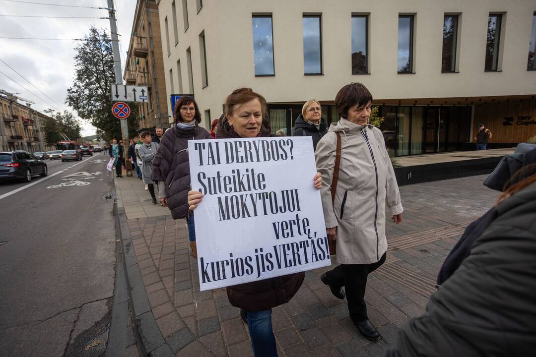 Mokytojų streikas prie Vyriausybės