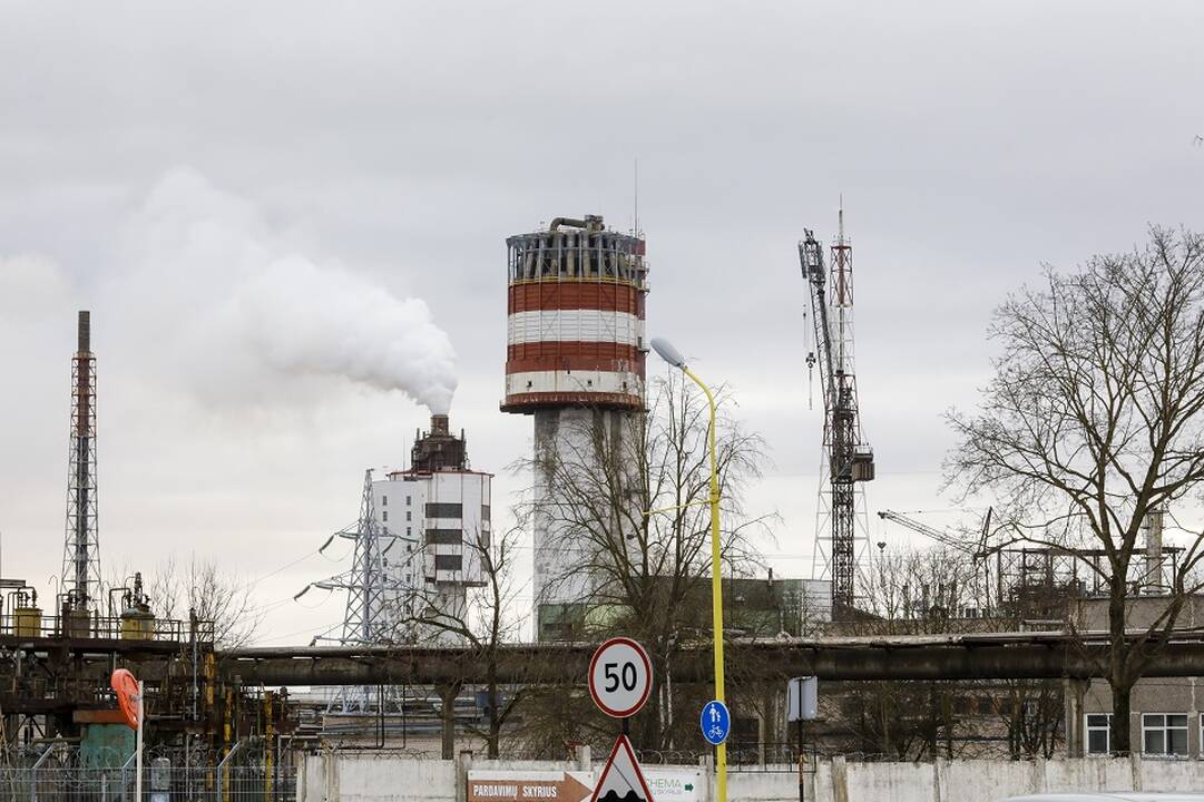 Nepaisant atpigusių dujų, „Achema“ amoniako gamybą žada atnaujinti vasarį